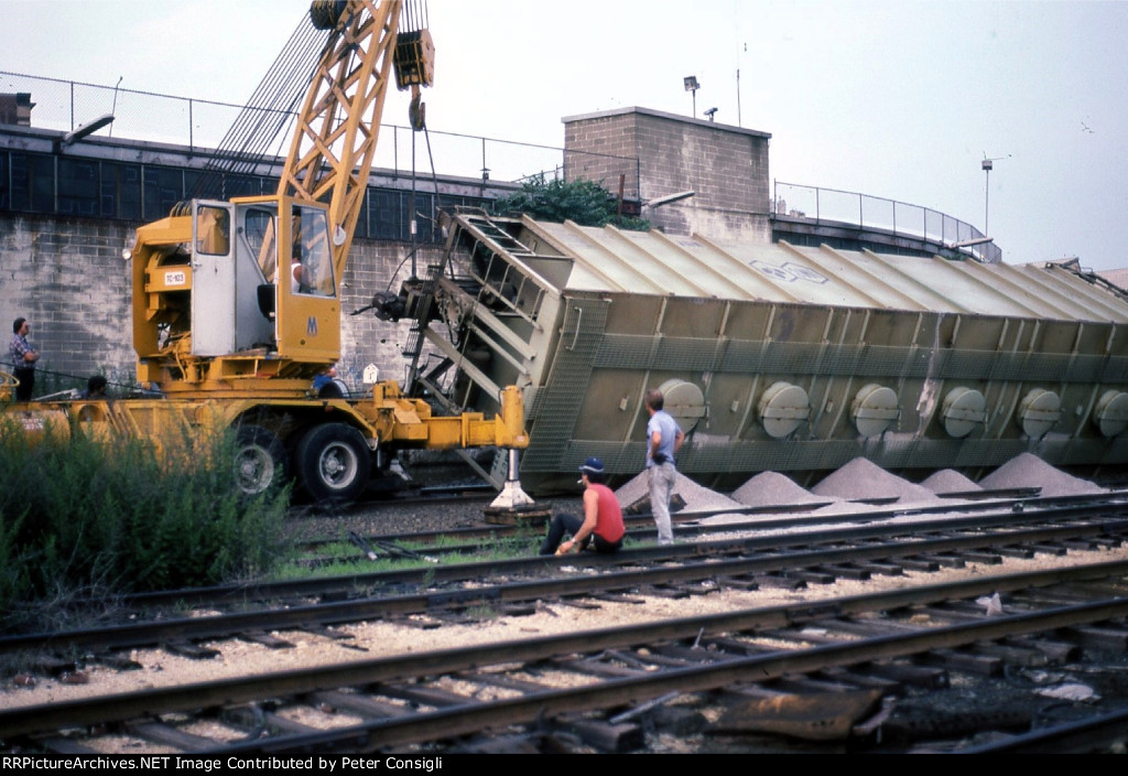 Wreck on LIRR's Montauk Branch